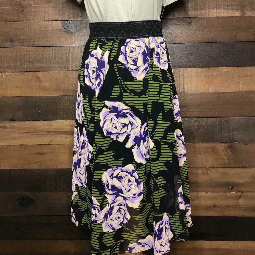 Lularoe Lola skirt